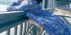 【波多野结衣】韩国女艺人李圣经最新《allure》杂志写真