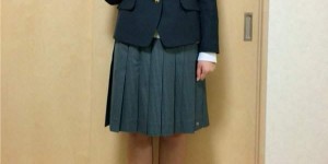 【波多野结衣】《女高中生的制服裙長調查》短到快露小褲褲的制服裙已經過時【大发体育】