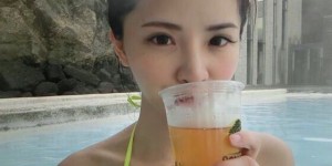 【波多野结衣】華航空姐制服下的「兩粒」真的好兇猛！細肩帶掉住嫩白長輩，機長怎能好好開飛機啊！【大发体育】