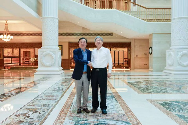 曝华为任正非与奇瑞尹同跃在深圳会晤 合作再度深入？